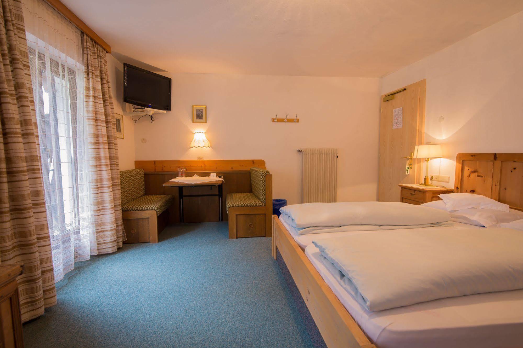 Hotel Wellness&spa Alpenland 3*