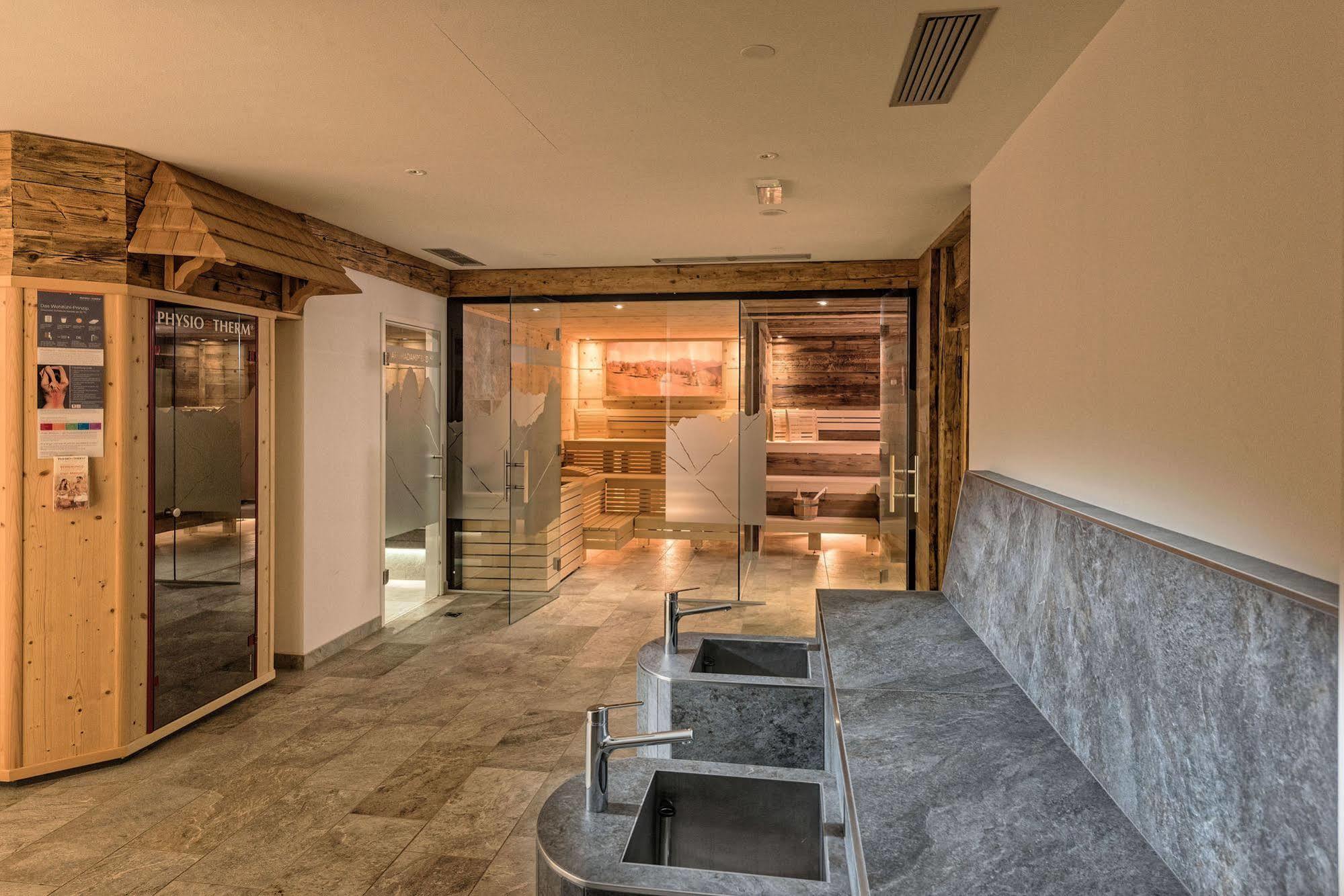 Wellness&spa Alpenland 3*